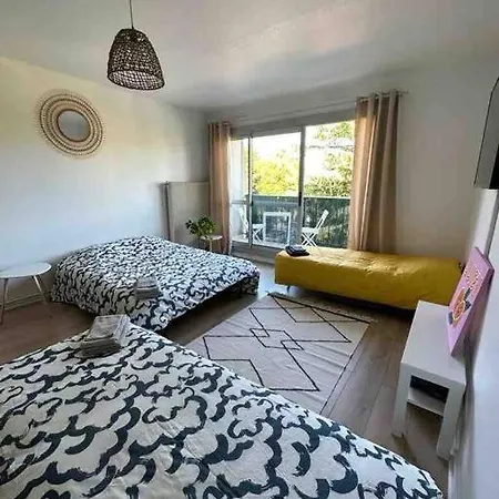 Apartment Ideal Familles Ou Pros 4 Pers A Talence, Proche Tram Et Bordeaux Centre *